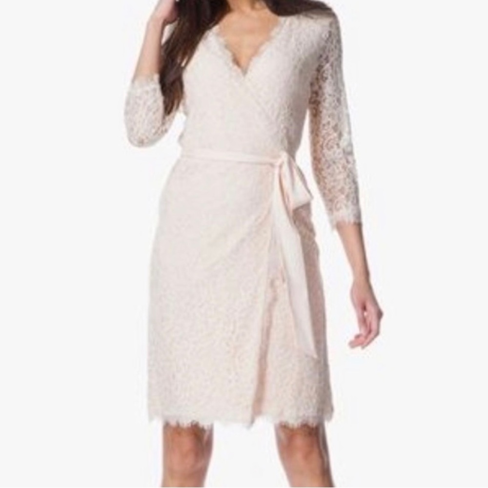 Diane Von Furstenberg “Juliana” White Lace Wrap Dress New With Tag